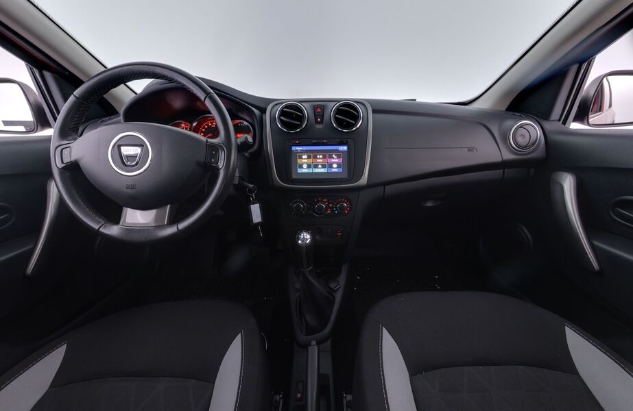 Dacia Sandero vaihtoauto