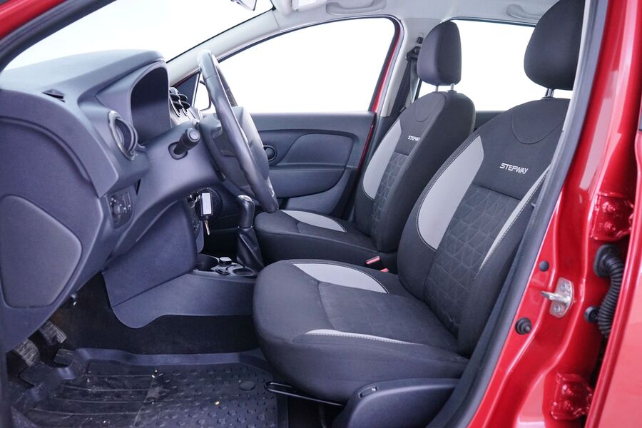 Dacia Sandero vaihtoauto