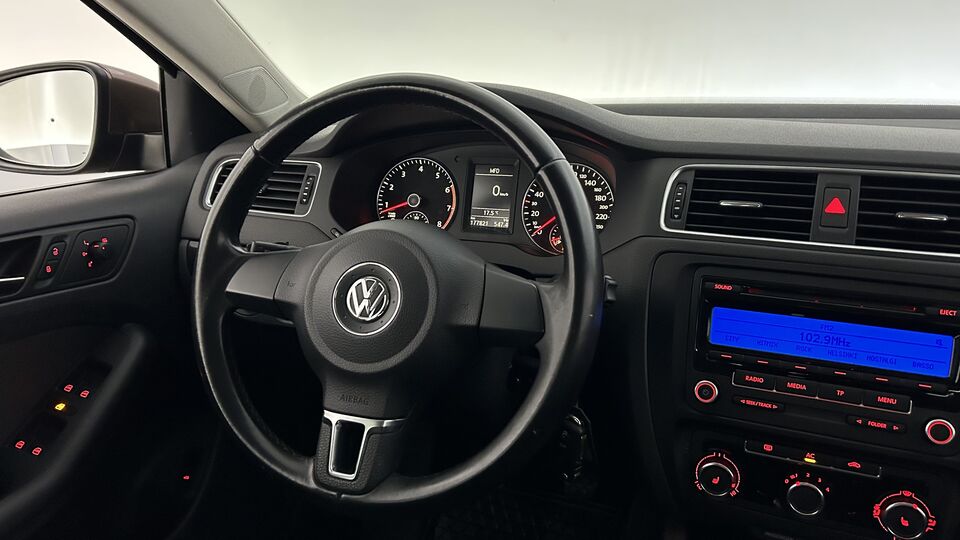 Volkswagen Jetta vaihtoauto