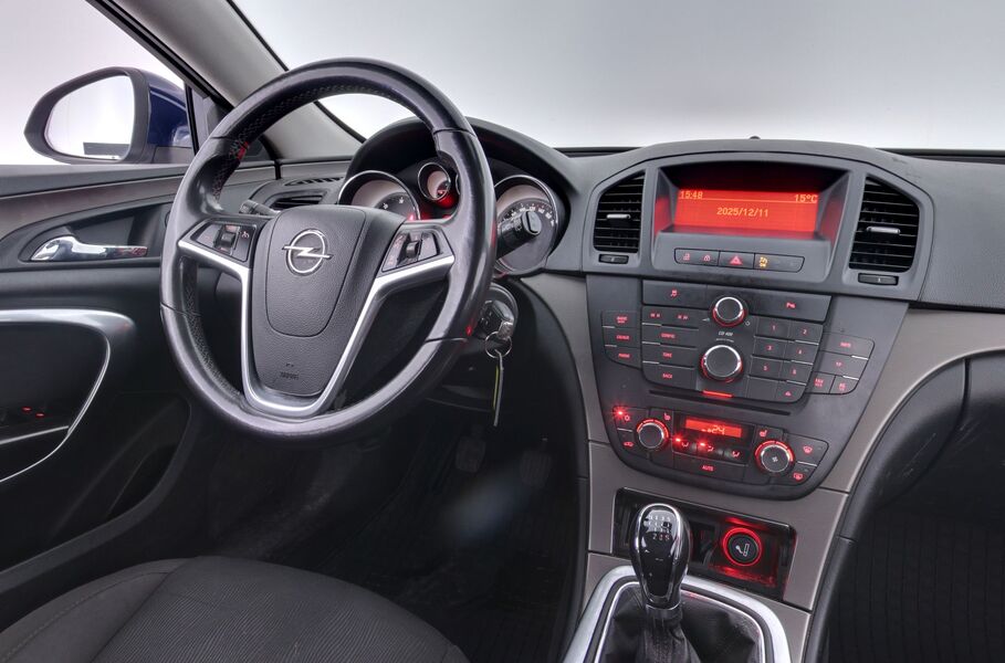 Opel Insignia vaihtoauto