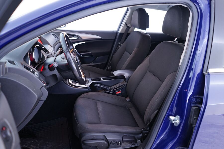 Opel Insignia vaihtoauto