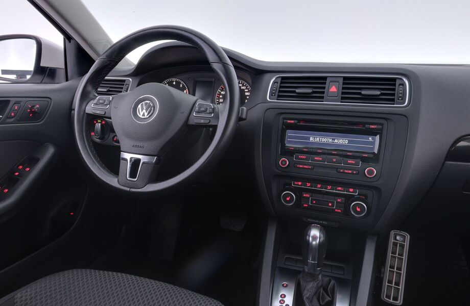Volkswagen Jetta vaihtoauto