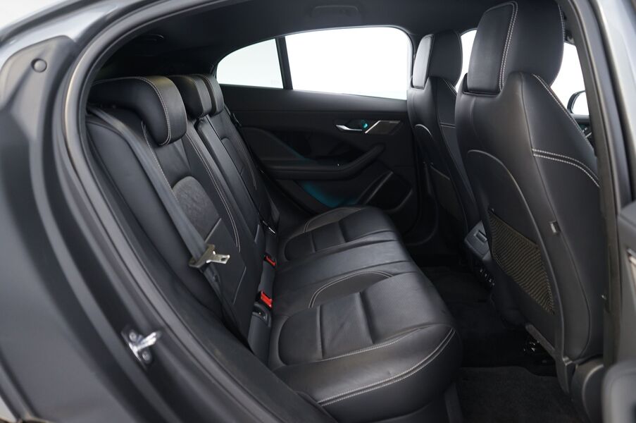 Jaguar I-PACE vaihtoauto