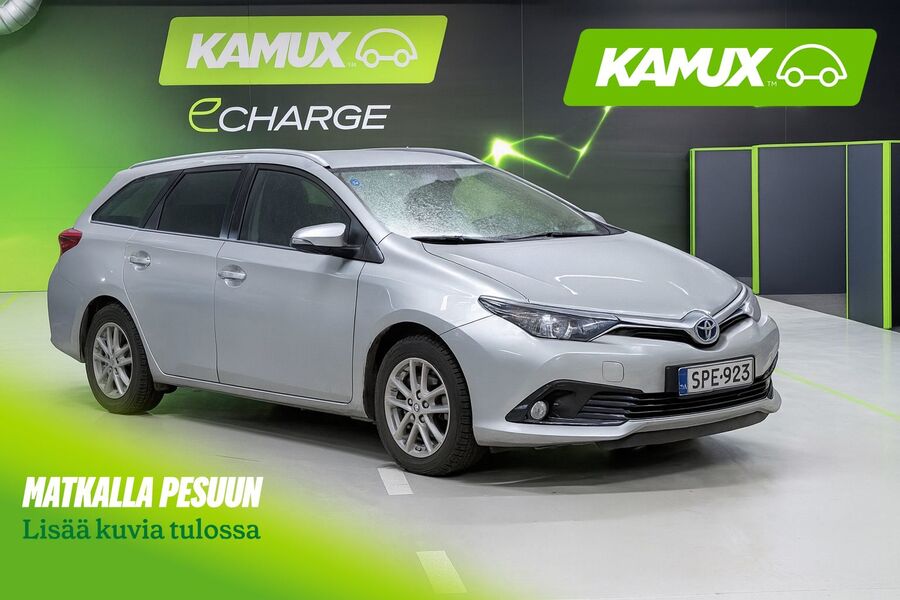 Toyota Auris vaihtoauto