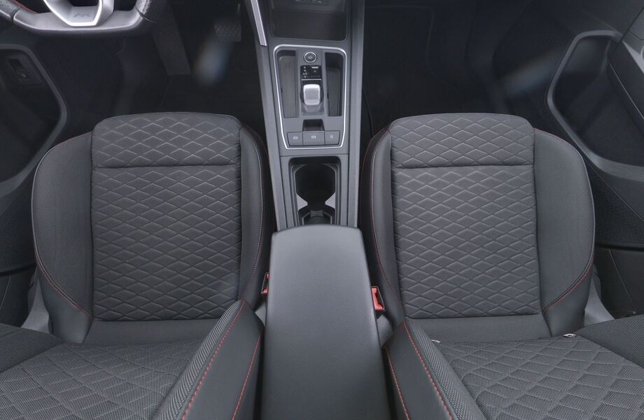 SEAT Leon Sportstourer vaihtoauto