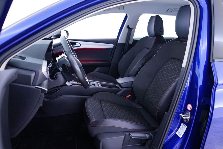 SEAT Leon Sportstourer vaihtoauto