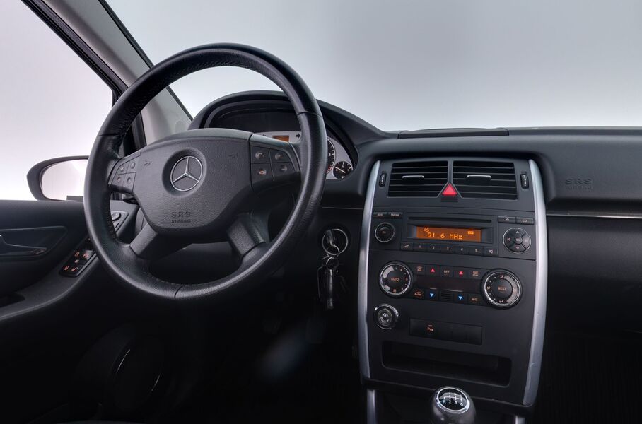 Mercedes-Benz B vaihtoauto