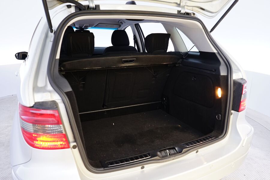 Mercedes-Benz B vaihtoauto