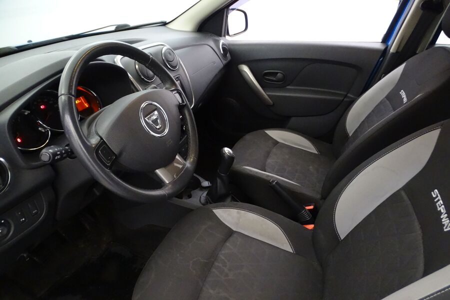 Dacia Sandero vaihtoauto