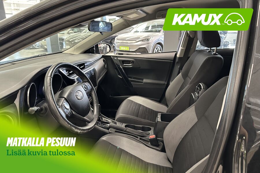 Toyota Auris vaihtoauto