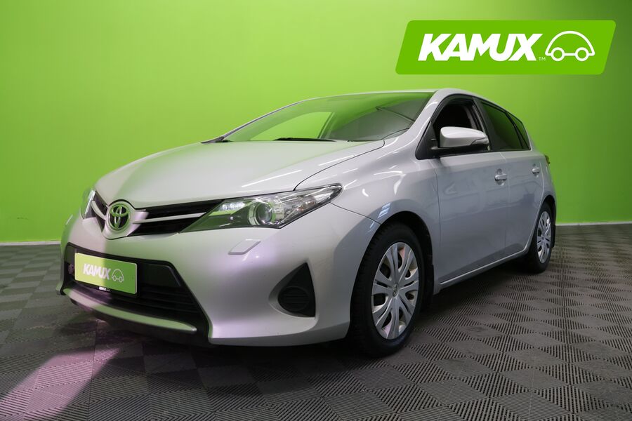 Toyota Auris vaihtoauto