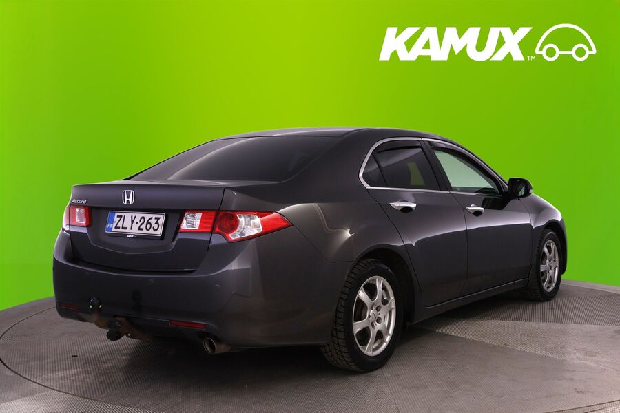 Honda Accord vaihtoauto