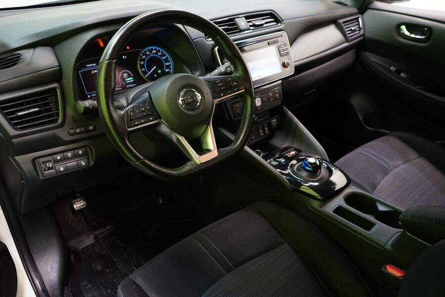 Nissan Leaf vaihtoauto