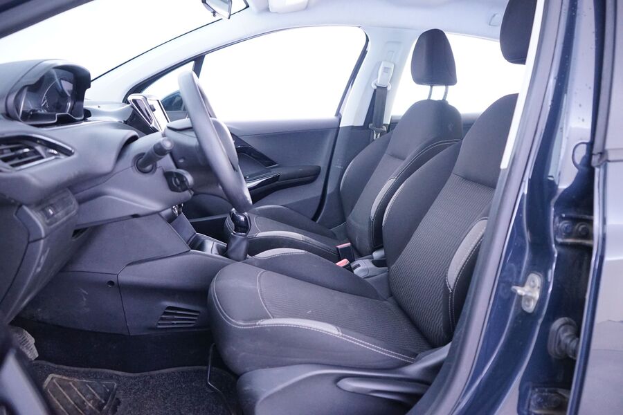 Peugeot 208 vaihtoauto