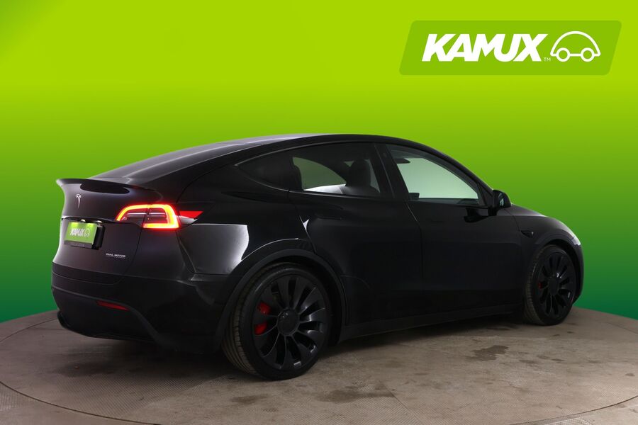 Tesla Model Y vaihtoauto