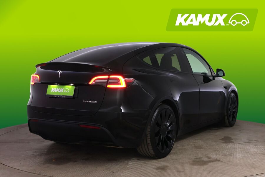 Tesla Model Y vaihtoauto