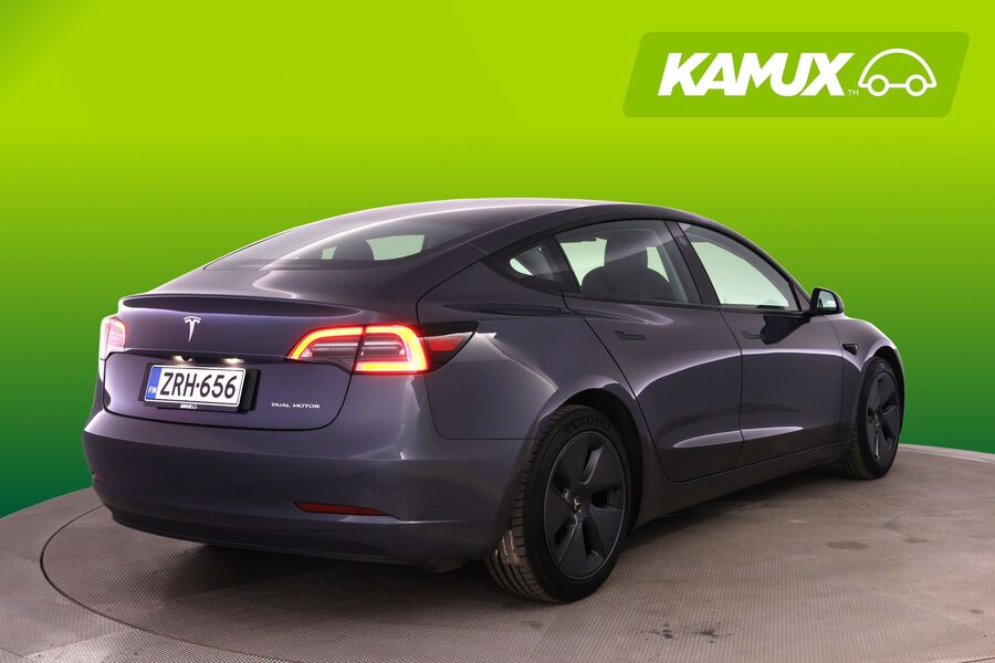 Tesla Model 3 vaihtoauto