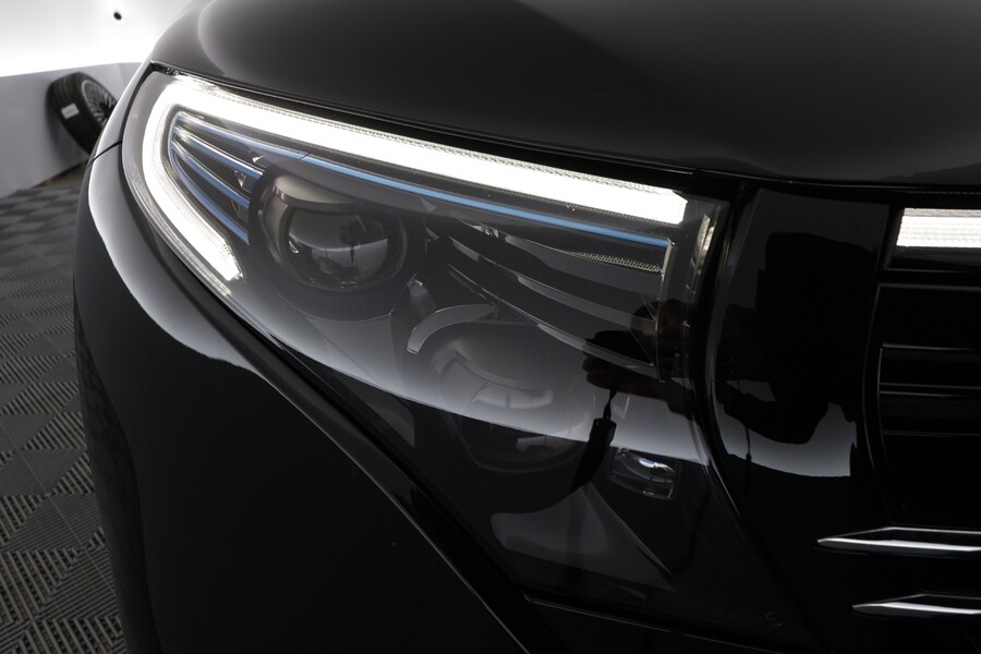 Mercedes-Benz EQC vaihtoauto