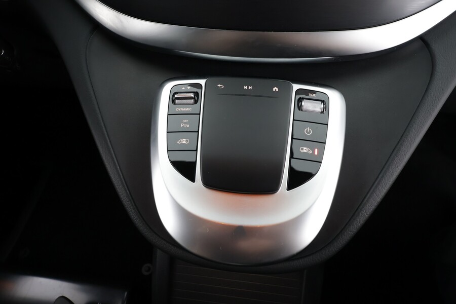 Mercedes-Benz EQV vaihtoauto