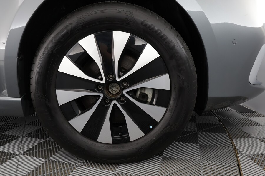 Mercedes-Benz EQV vaihtoauto