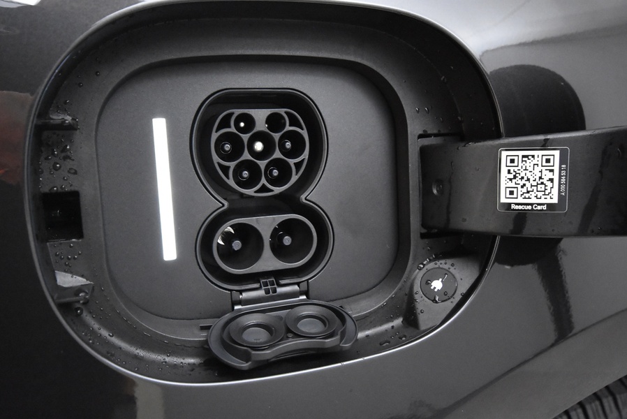 Mercedes-Benz EQE vaihtoauto