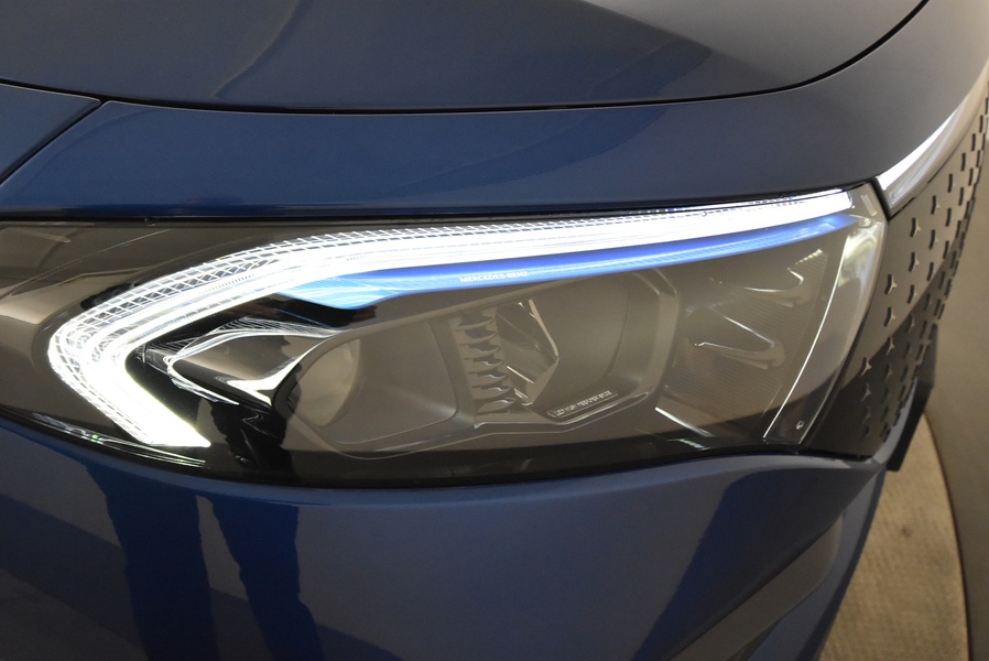 Mercedes-Benz EQB vaihtoauto