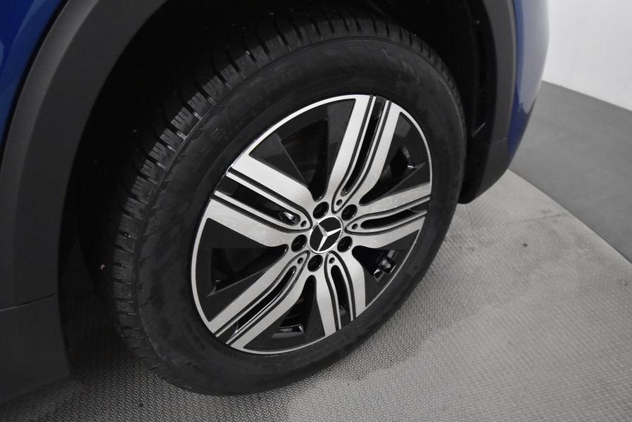 Mercedes-Benz EQB vaihtoauto