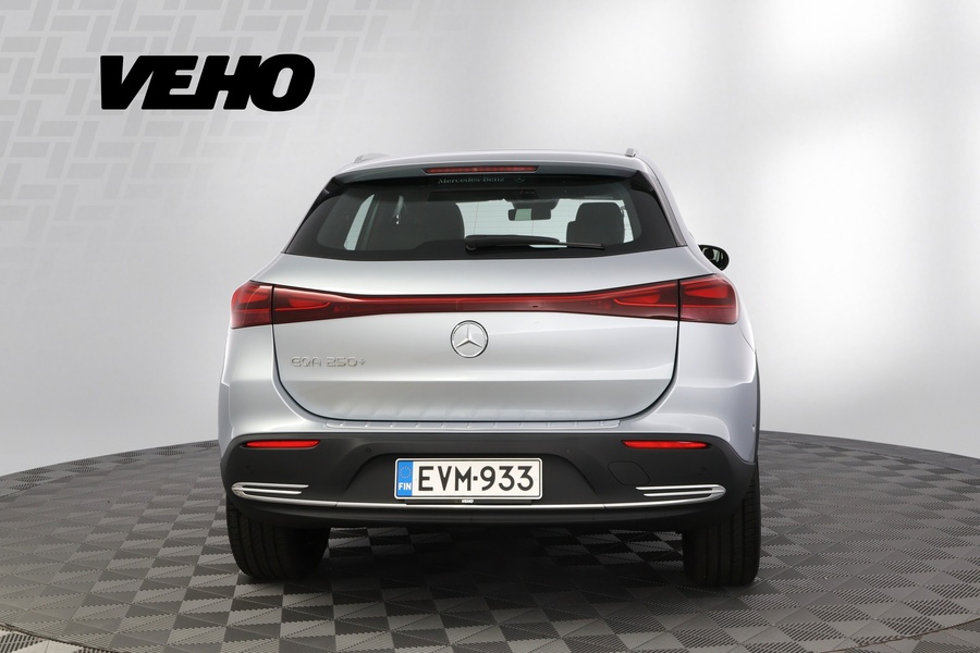 Mercedes-Benz EQA vaihtoauto