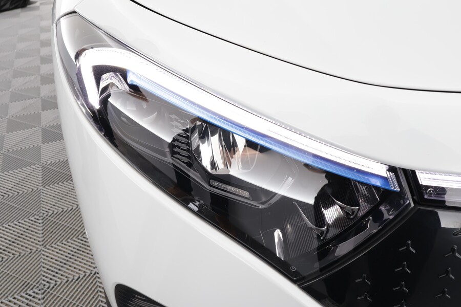 Mercedes-Benz EQB vaihtoauto