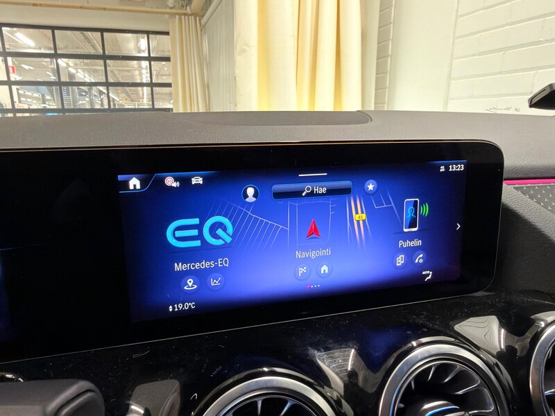 Mercedes-Benz EQA vaihtoauto