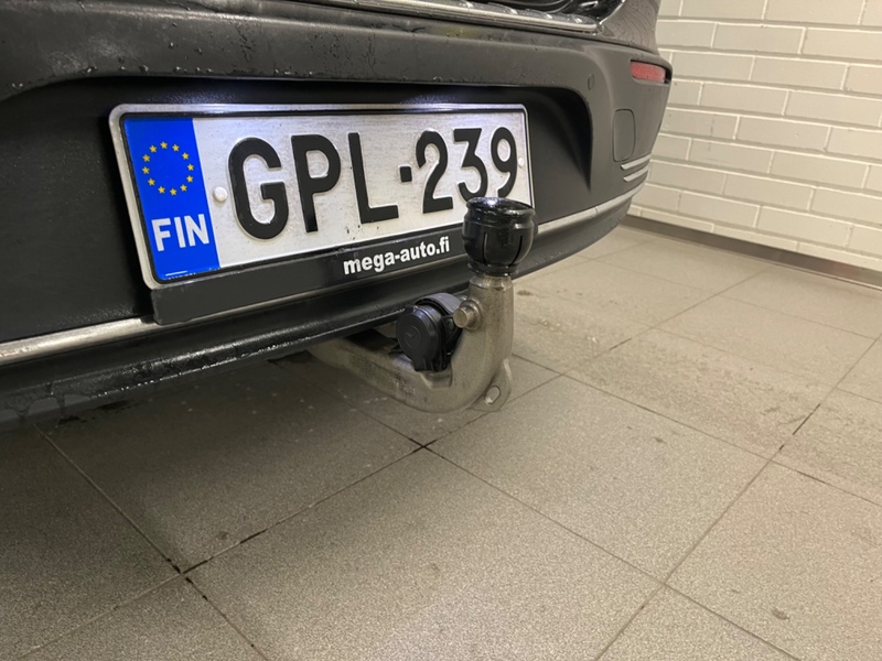 Mercedes-Benz EQA vaihtoauto