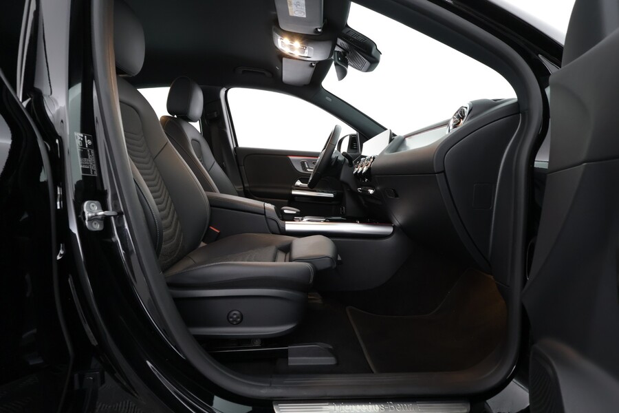 Mercedes-Benz EQA vaihtoauto