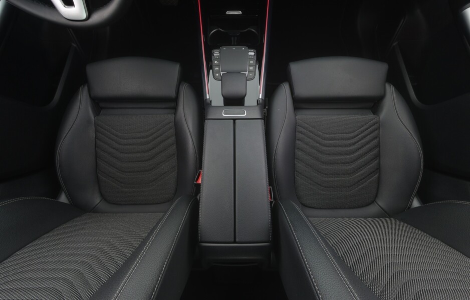 Mercedes-Benz EQA vaihtoauto