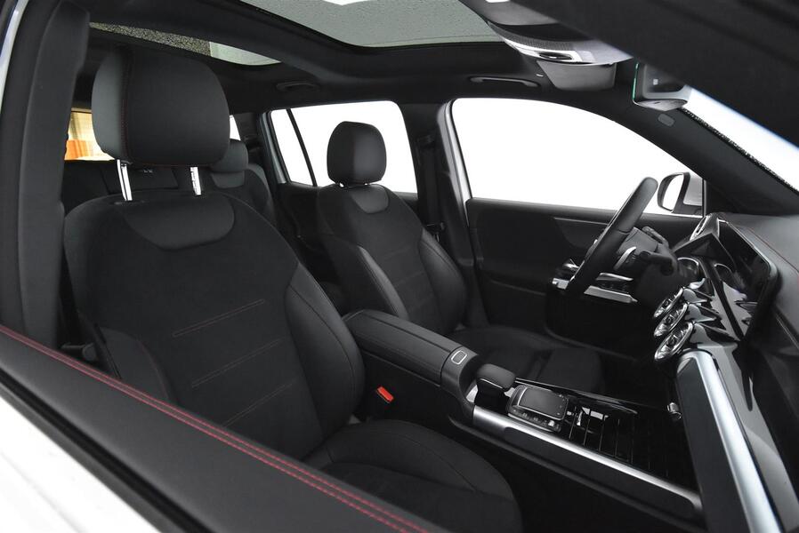Mercedes-Benz EQB vaihtoauto