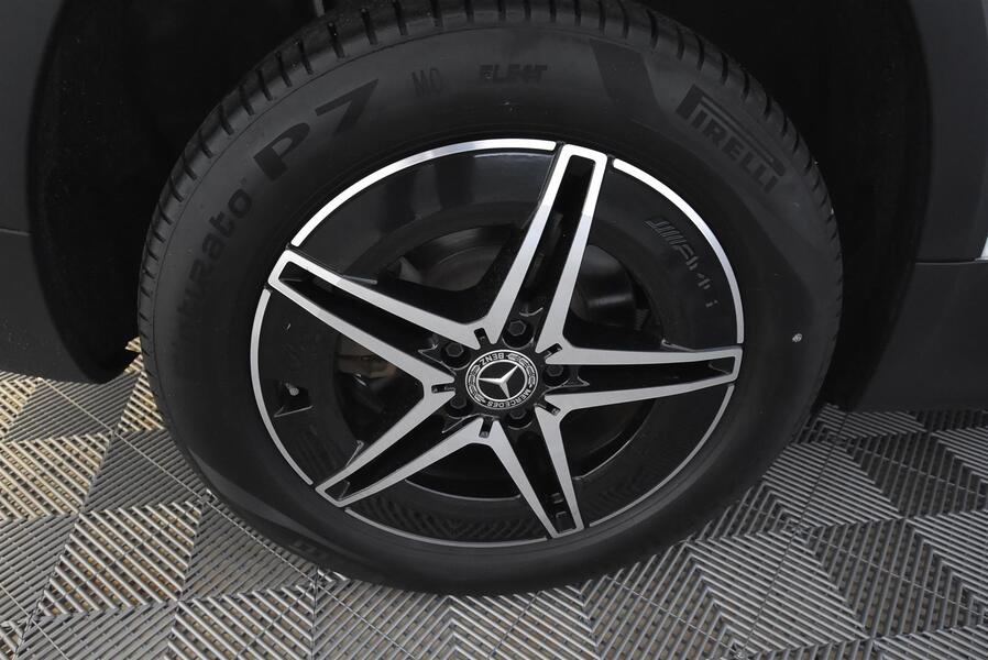 Mercedes-Benz EQB vaihtoauto