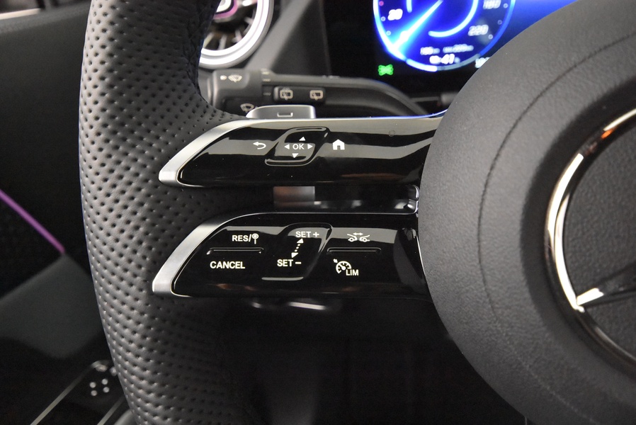 Mercedes-Benz EQA vaihtoauto