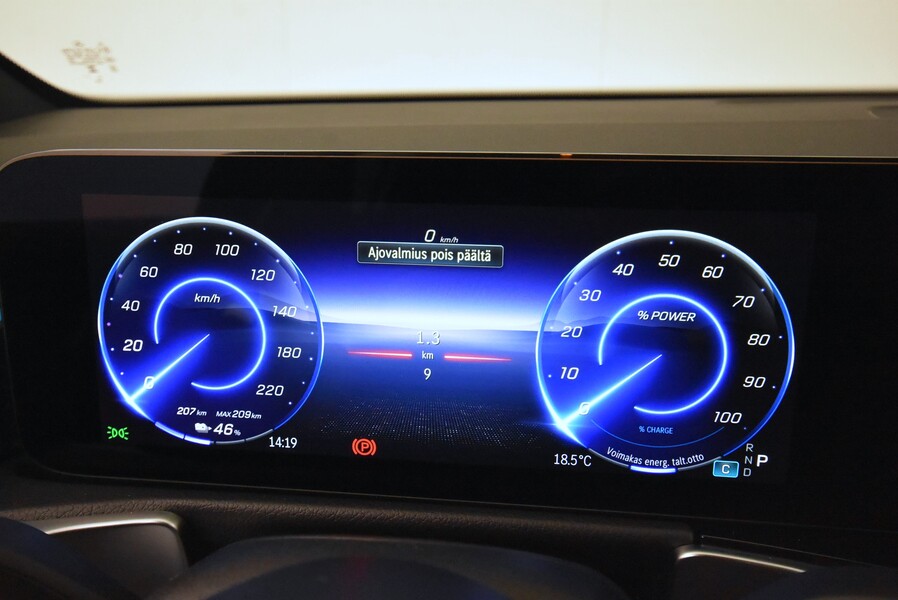 Mercedes-Benz EQB vaihtoauto