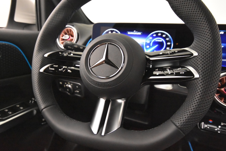 Mercedes-Benz EQB vaihtoauto