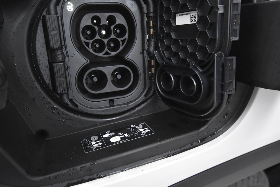 Mercedes-Benz EQB vaihtoauto