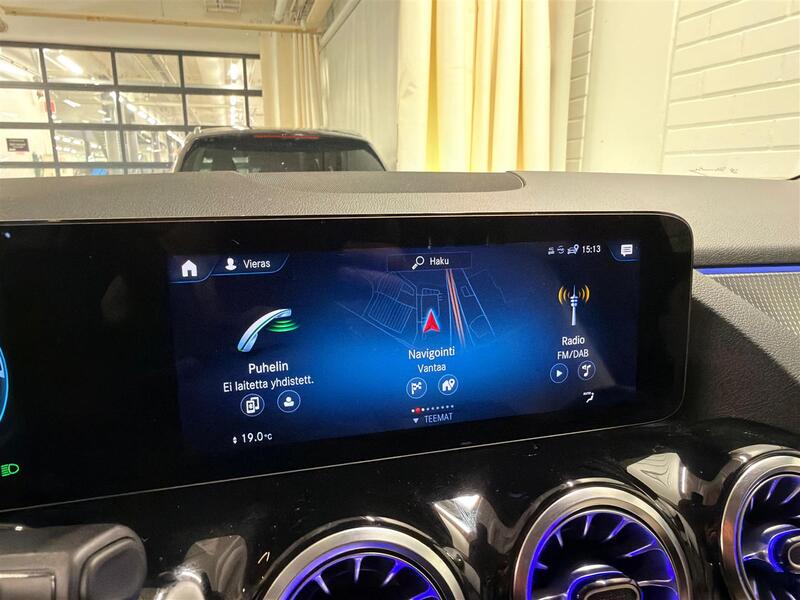 Mercedes-Benz EQA vaihtoauto