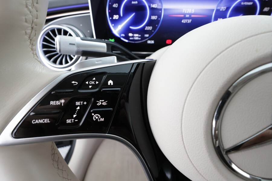 Mercedes-Benz EQS vaihtoauto