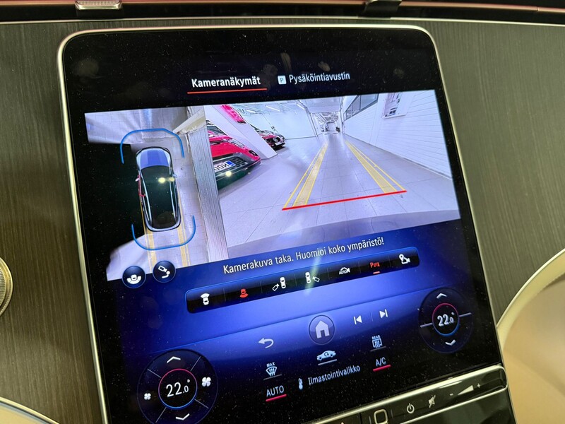 Mercedes-Benz EQE vaihtoauto