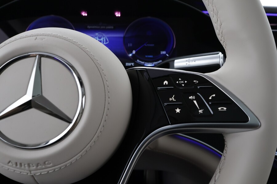 Mercedes-Benz EQS vaihtoauto