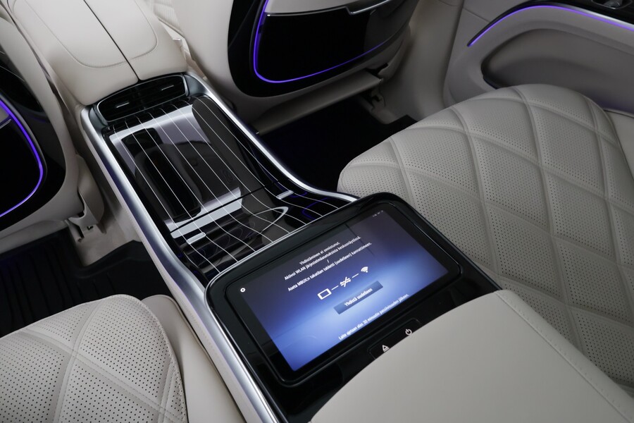 Mercedes-Benz EQS vaihtoauto