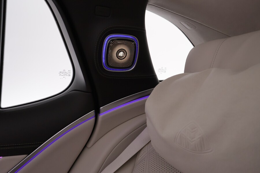 Mercedes-Benz EQS vaihtoauto