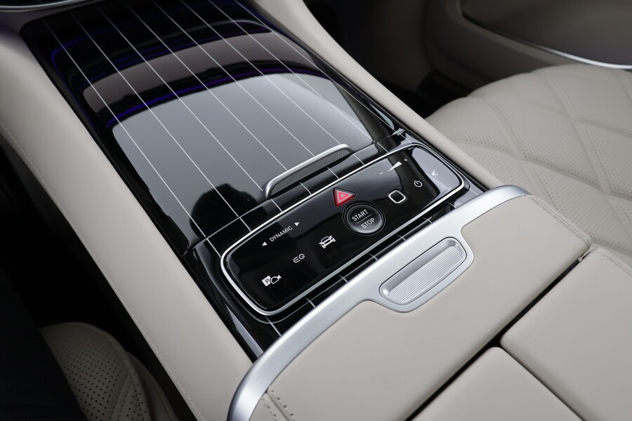 Mercedes-Benz EQS vaihtoauto