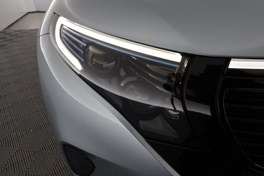 Mercedes-Benz EQC vaihtoauto