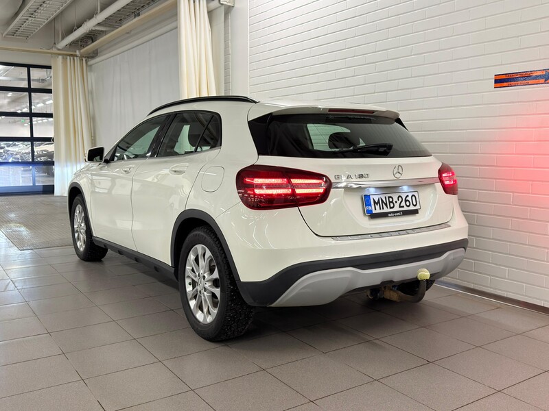 Mercedes-Benz GLA vaihtoauto