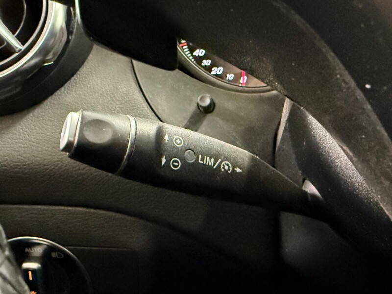 Mercedes-Benz GLA vaihtoauto