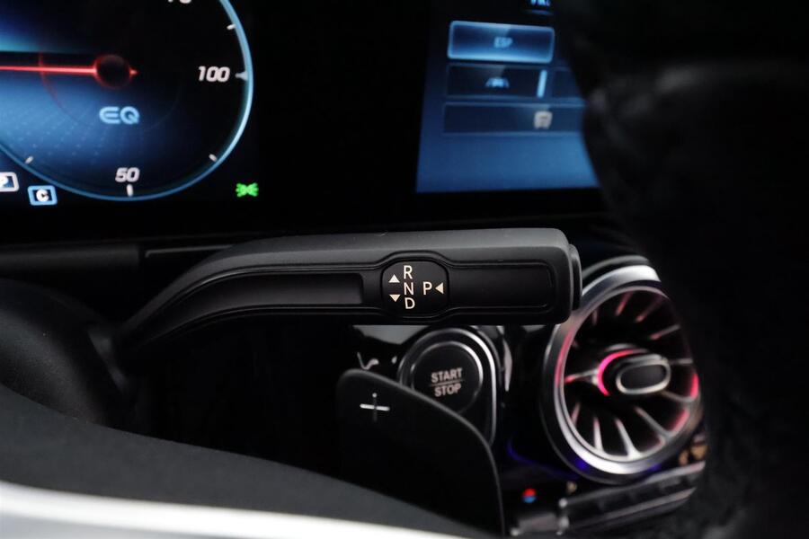 Mercedes-Benz EQA vaihtoauto